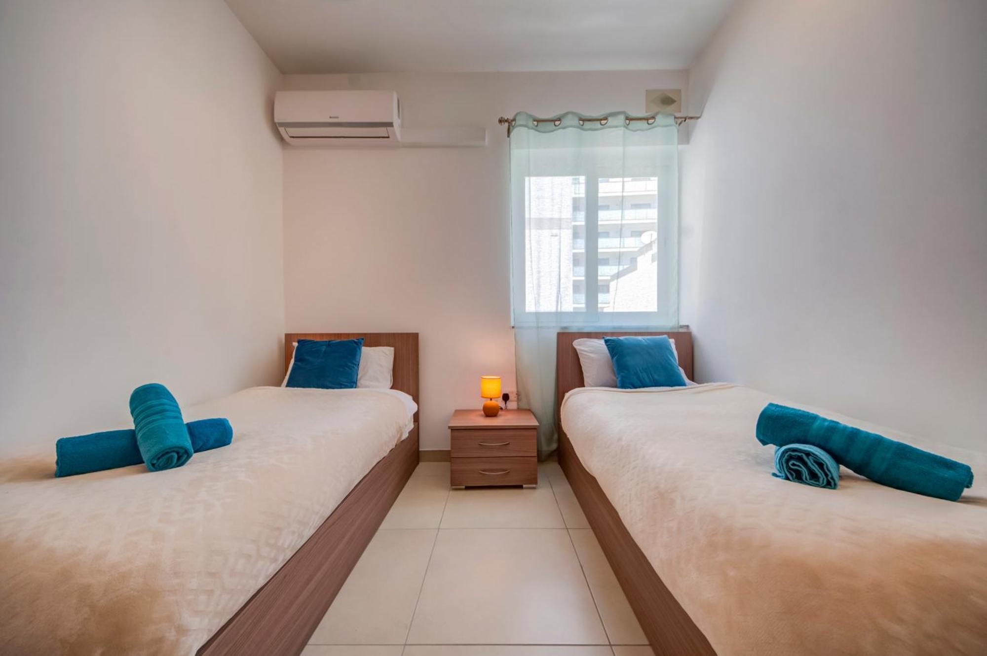 Modern 2Br Apt With Balconies In St Julians, Paceville - Apt 5 By Vaganza St. Julian's Exteriör bild