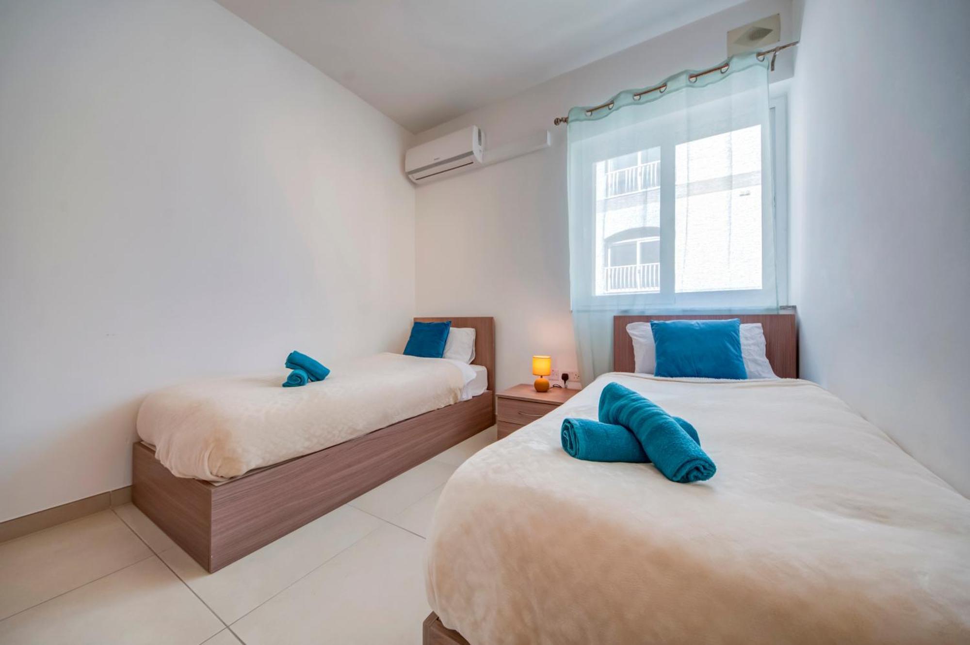 Modern 2Br Apt With Balconies In St Julians, Paceville - Apt 5 By Vaganza St. Julian's Exteriör bild