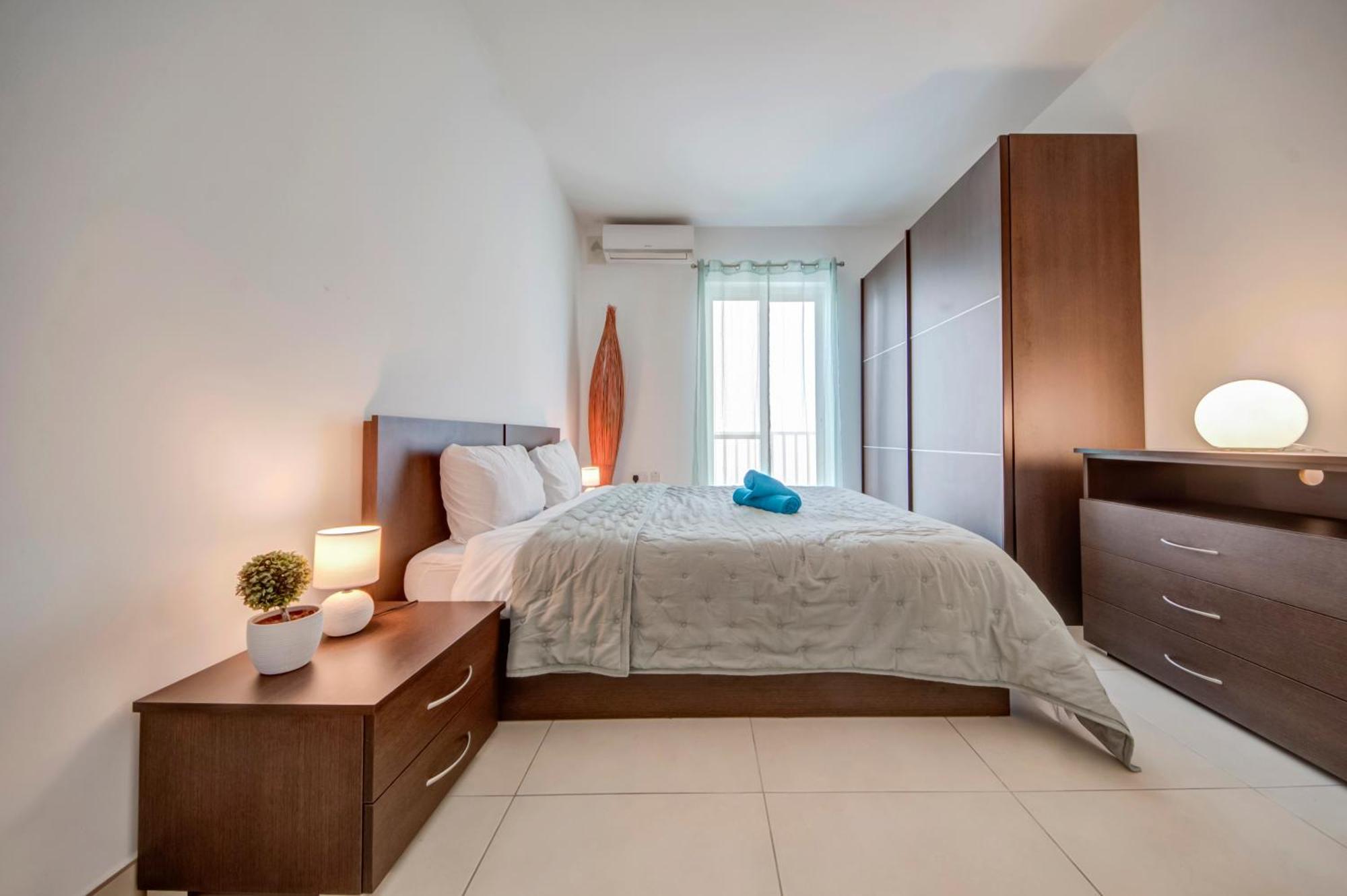 Modern 2Br Apt With Balconies In St Julians, Paceville - Apt 5 By Vaganza St. Julian's Exteriör bild