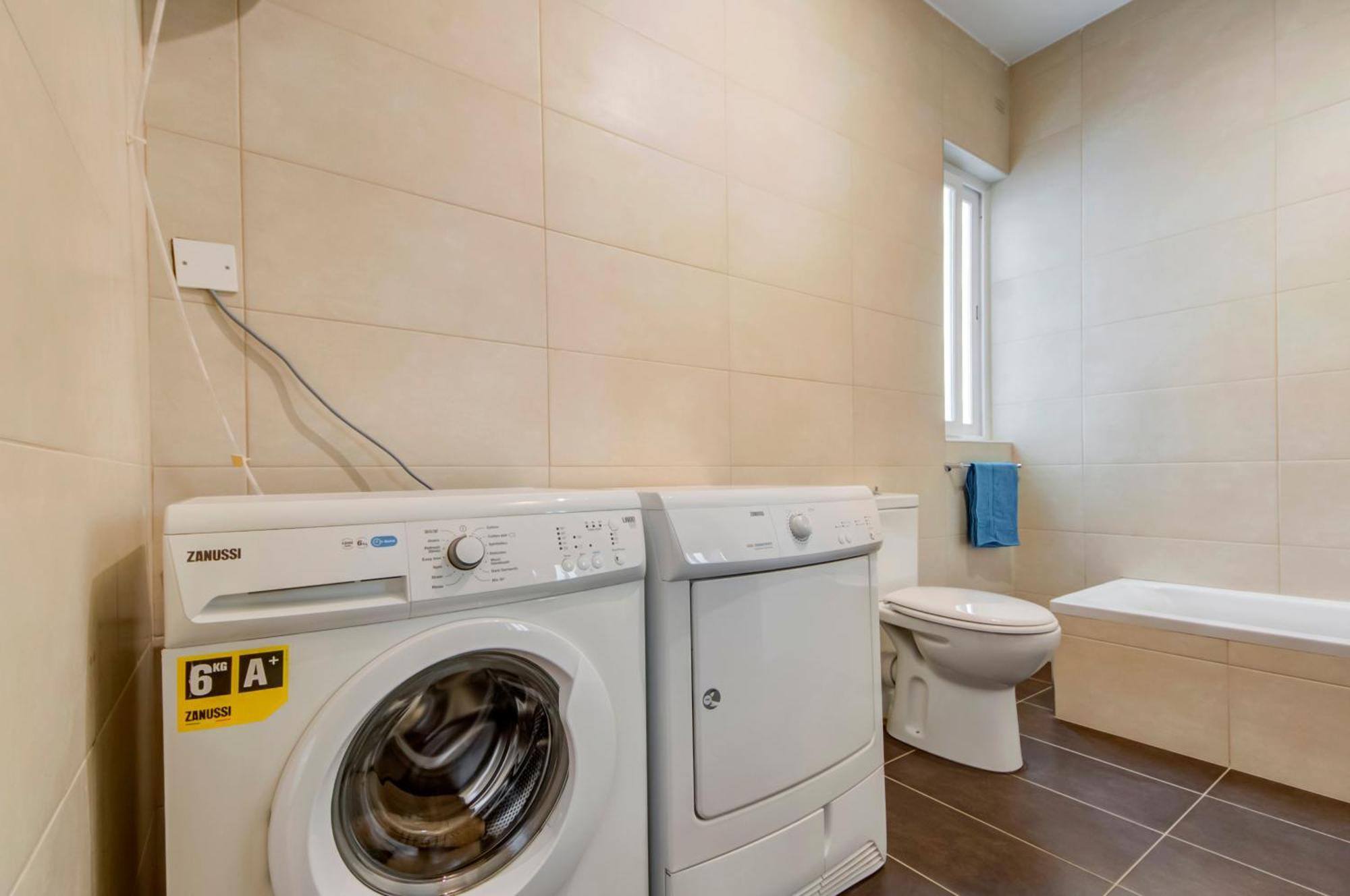 Modern 2Br Apt With Balconies In St Julians, Paceville - Apt 5 By Vaganza St. Julian's Exteriör bild